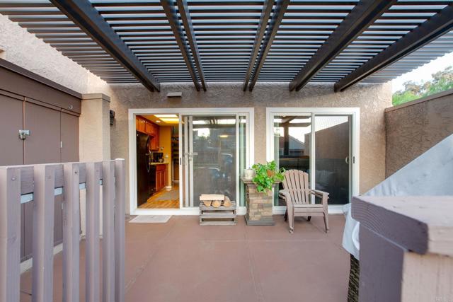 Home for Sale in Ramona