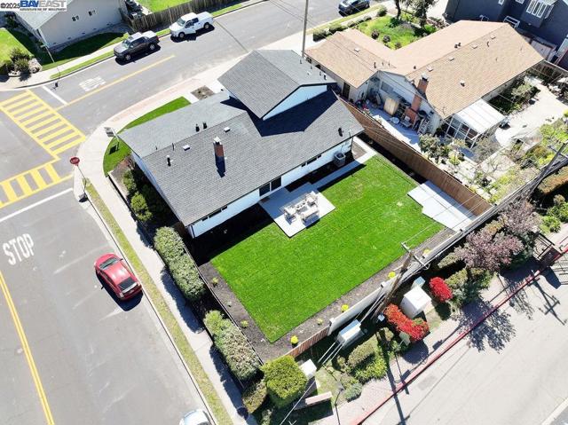 8794 Wicklow Ln, Dublin CA: https://media.crmls.org/mediaz/a56cf69f-674d-4d12-99d6-582a7e6c85c3.jpg