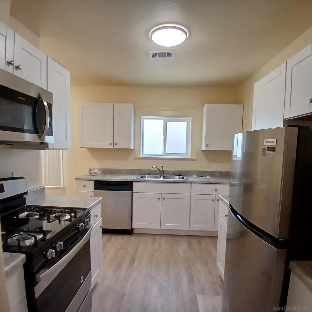 4319 Swift Ave - photo 2