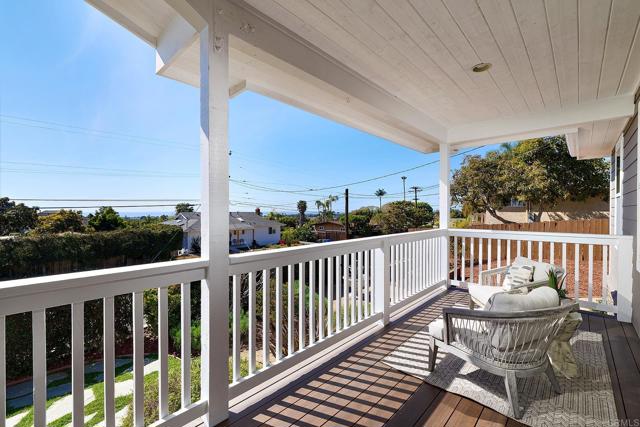 Detail Gallery Image 16 of 42 For 3768 Skyline Rd, Carlsbad,  CA 92008 - 4 Beds | 2/1 Baths