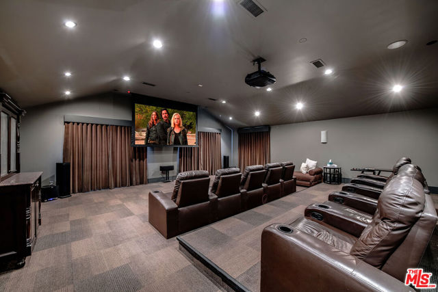 Drew Fenton | 422 Parkwood Drive Los Angeles CA | MLS: 7209274