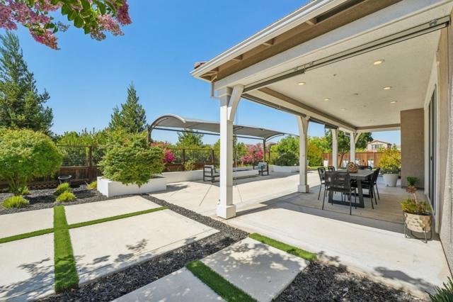 18713 White Moon Drive, Morgan Hill CA: https://media.crmls.org/mediaz/a56dc2f4-7fc4-4b33-b88e-fbfa41927e0a.jpg