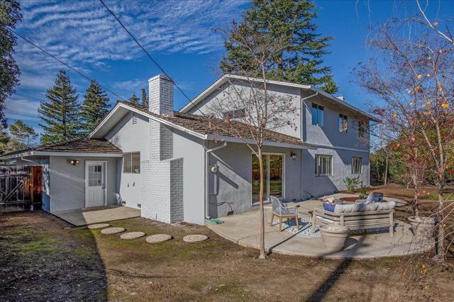 12150 KRISTY Lane, Saratoga CA: https://media.crmls.org/mediaz/a570dd3d-6397-41f2-8bd1-51f2dc0f7491.jpg