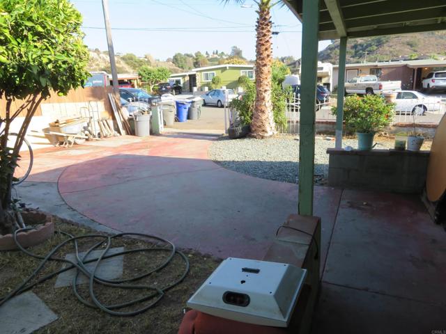 4021 Cherry Blossom Street, National City CA: https://media.crmls.org/mediaz/a570f355-e470-46fa-b5be-bdedfd4c35ba.jpg