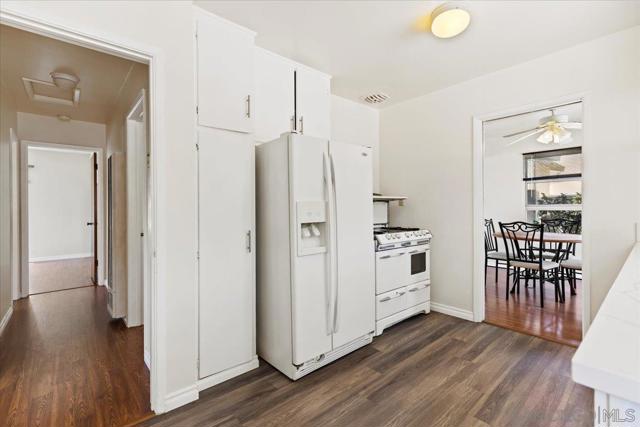 1658 Greenfield Dr, El Cajon CA: https://media.crmls.org/mediaz/a5710f9b-d2c5-4ff0-a34c-b01ac1604124.jpg