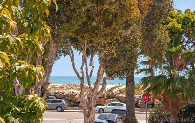 1150 Pine St, Coronado CA: https://media.crmls.org/mediaz/a571a215-753e-4715-9bcd-a7c6e87d07e0.jpg