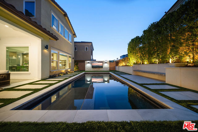 20643 W Wood Rose Court, Porter Ranch CA: https://media.crmls.org/mediaz/a57344ae-5436-4df3-9b7a-754ef55a6483.jpg