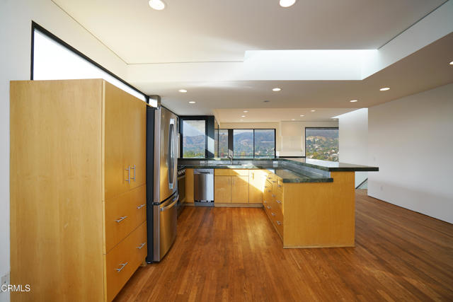 1325 Linda Rosa Avenue, Los Angeles CA: https://media.crmls.org/mediaz/a5736810-713c-4d1d-8b76-569531edc7bf.jpg