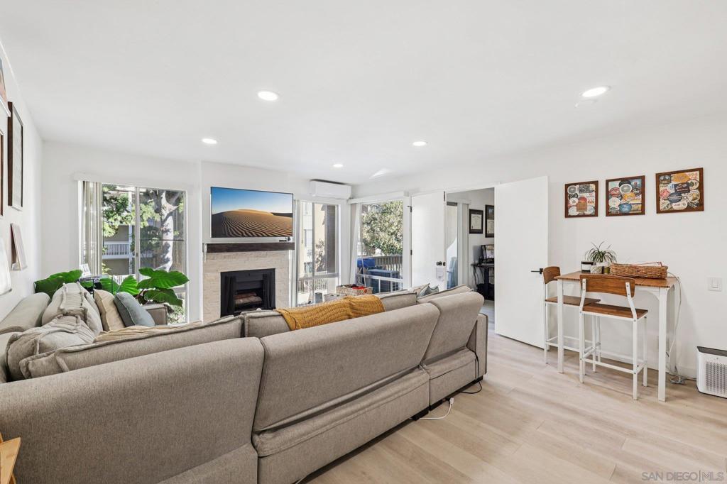 4600 Lamont St - photo 8