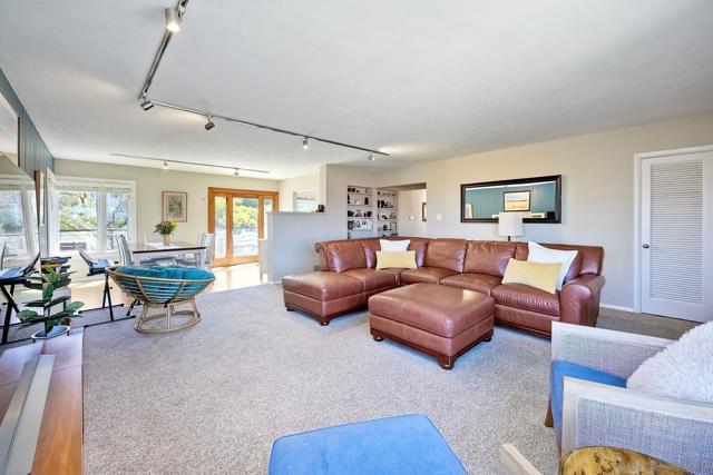 3115 Edith Ln, San Diego CA: https://media.crmls.org/mediaz/a5756c8a-6304-44dd-8309-2514abe02ffa.jpg