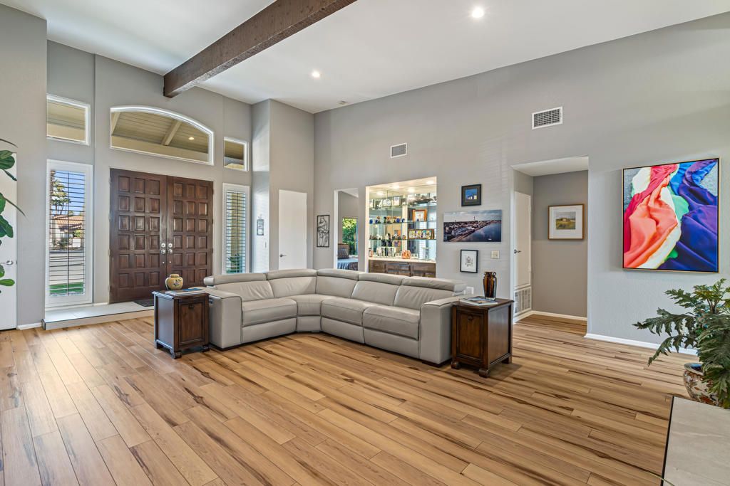 MLS #219132275DA image #11