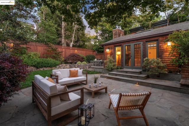 38 Bonita Ave., Piedmont CA: https://media.crmls.org/mediaz/a576b34d-15ff-44cb-9d66-29a25ae094df.jpg
