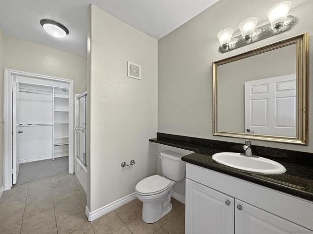 4155 Executive Dr, La Jolla CA: https://media.crmls.org/mediaz/a5776366-3ef2-4d4d-99b7-6187b20a5a15.jpg