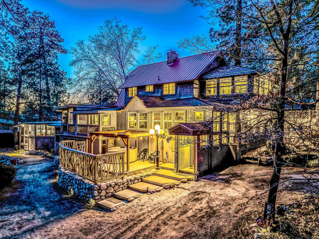 25585 Alderwood St Street, Idyllwild CA: https://media.crmls.org/mediaz/a579dbd7-9eec-4dc8-87d3-027ba1dd3ce0.jpg