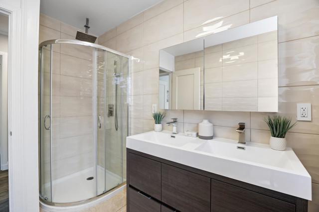 1096 Hawthorne Drive, San Mateo CA: https://media.crmls.org/mediaz/a579fd8a-9ff1-4619-8a56-cca902fa7169.jpg