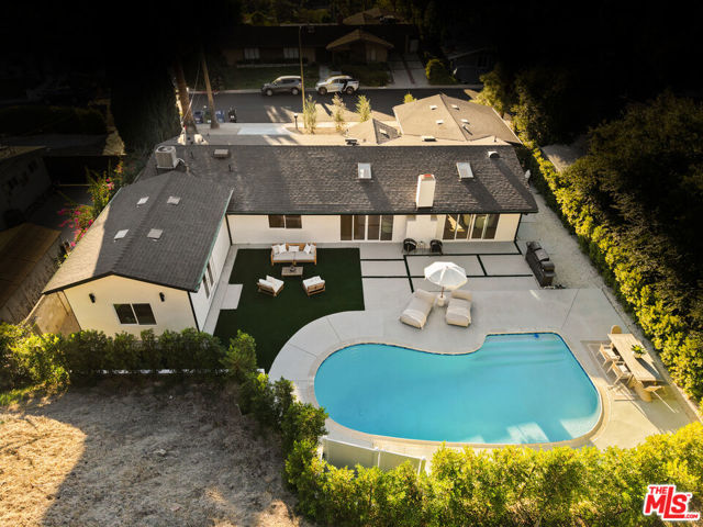 20877 Kelvin Place photo 27
