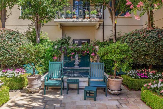 555 Byron Street, Palo Alto CA: https://media.crmls.org/mediaz/a57b7c30-d726-4902-99cf-ebf46230ebe2.jpg