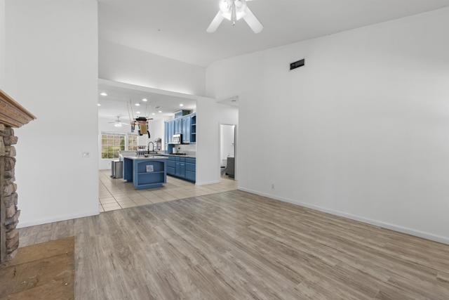 24849 Pappas Rd, Ramona CA: https://media.crmls.org/mediaz/a57cc1c2-5efe-4be4-bd63-abe012c21b99.jpg