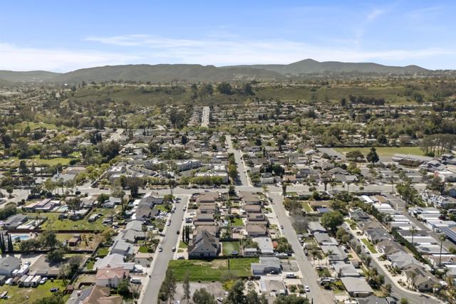 13646 Janette Lane, Poway CA: https://media.crmls.org/mediaz/a57d26ea-fa36-41b1-be23-7b921a0834bd.jpg
