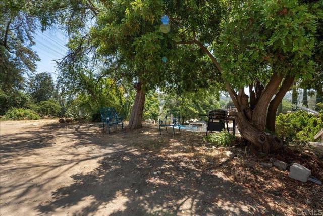11123 Moreno Avenue, Lakeside CA: https://media.crmls.org/mediaz/a57d452b-b598-4f7e-a158-7b2543c26706.jpg