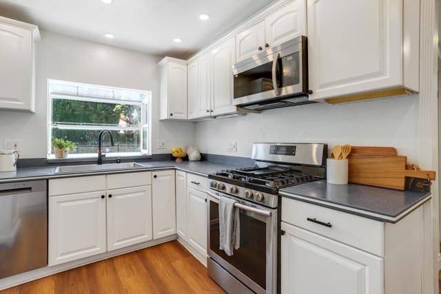 220 Belden Drive, San Jose CA: https://media.crmls.org/mediaz/a57d65aa-8cb2-4a58-bca9-196d6be1a335.jpg