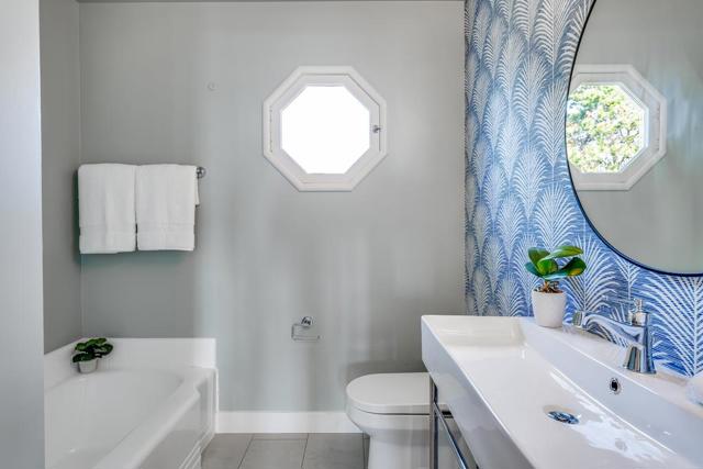 313 Vista Drive, Watsonville CA: https://media.crmls.org/mediaz/a57d98de-314b-4365-97eb-04abe41203ab.jpg