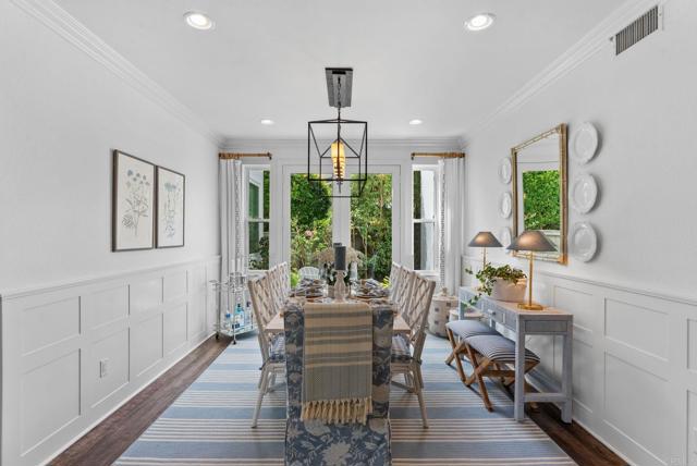 5158 Steinbeck Ct, Carlsbad CA: https://media.crmls.org/mediaz/a57e2e3c-0c0c-4237-8643-feec198d3b8c.jpg