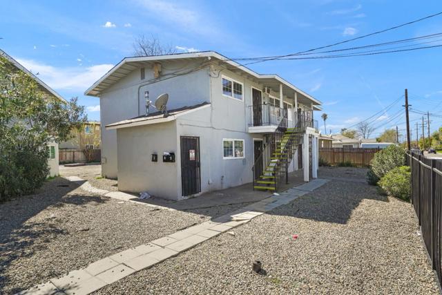Image 3 of 26 For 2687 Altos Avenue