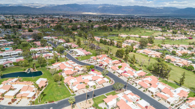 Demetra 82243Waring Way Indio CA Photos-