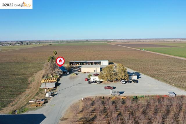 3870 Orwood Road, Brentwood CA: https://media.crmls.org/mediaz/a57f339e-d22d-47ce-9afd-d2fc76f0dc04.jpg