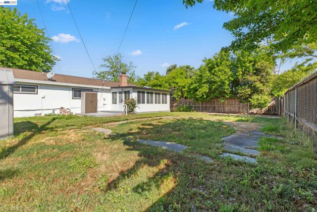 Image 19 of 25 For 6613 Demaret Drive