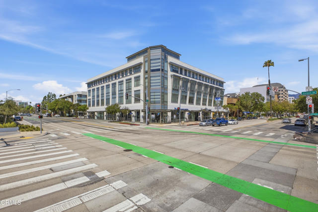 Image 1 for 175 S Lake AVE #314