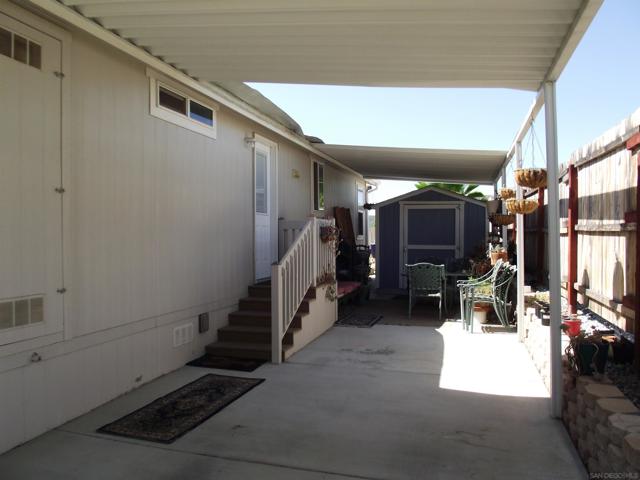 35109 Highway 79, Warner Springs CA: https://media.crmls.org/mediaz/a580593a-082f-4e37-b9f9-6c23c3240750.jpg