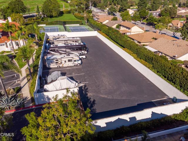 Detail Gallery Image 29 of 41 For 279 Camino Toluca, Camarillo,  CA 93010 - 3 Beds | 3 Baths