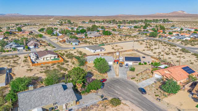 21540 Ives Dr, California City CA: https://media.crmls.org/mediaz/a5818625-1d26-4a2e-85f5-5cf44319293e.jpg