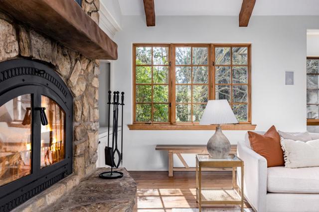 114 Zanzibar Drive, Aptos CA: https://media.crmls.org/mediaz/a581d5b8-abd8-4c28-99fa-58d2259e5ed0.jpg