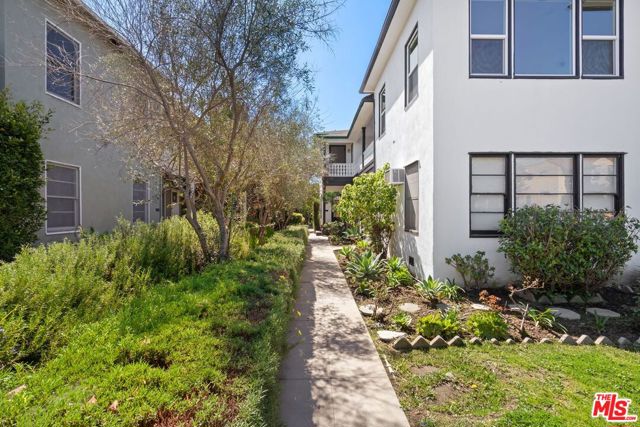 4526 St Elmo Drive, Los Angeles, California 90019, ,Multi-Family,For Sale,St Elmo,24426321