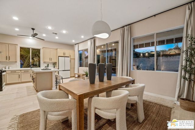 35871 Calle Raphael, Cathedral City CA: https://media.crmls.org/mediaz/a582caa9-c616-43d8-af64-e963818a28b4.jpg