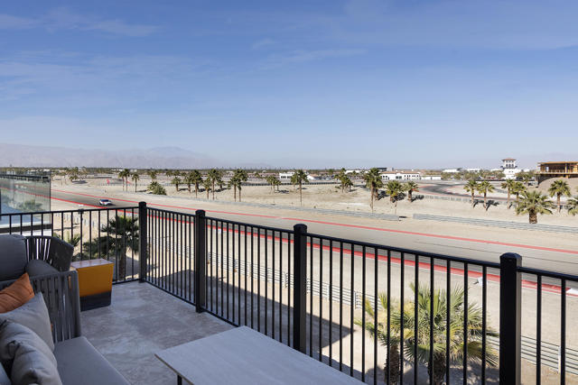 86816 Rogers Way, Thermal CA: https://media.crmls.org/mediaz/a5836c4c-fa27-4d5f-a471-4af76ef6f935.jpg
