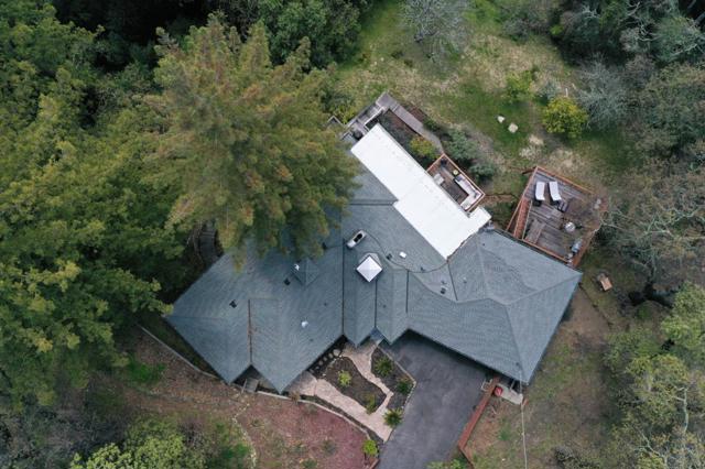 24705 Spanish Oaks Road, Los Gatos CA: https://media.crmls.org/mediaz/a5846852-9cc1-4334-a192-a5d722531f95.jpg