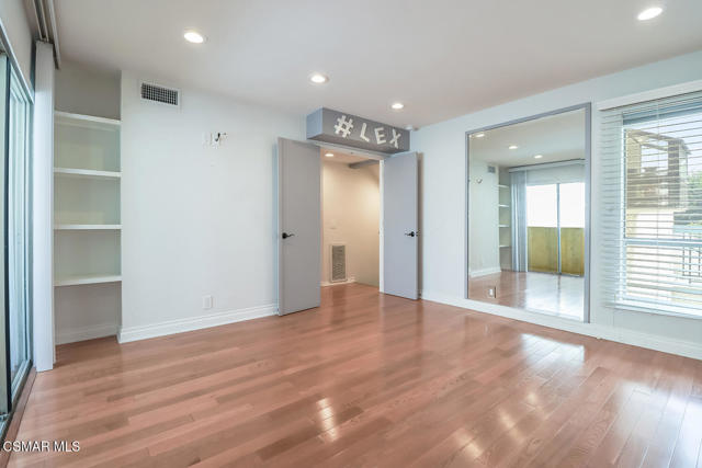 18411 Hatteras Street, Tarzana CA: https://media.crmls.org/mediaz/a5846a17-f256-4872-a420-fa647d7e2ea9.jpg
