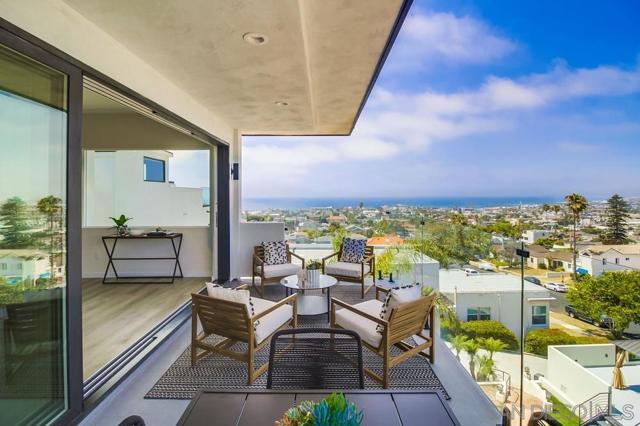 4607 Santa Cruz, San Diego CA: https://media.crmls.org/mediaz/a584c161-606a-4ef2-b6ca-98fe108c750c.jpg