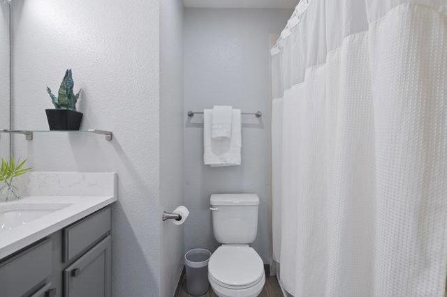 41 Grandview Street, Santa Cruz CA: https://media.crmls.org/mediaz/a584ccdc-eee5-4c8f-b380-bc3342bd15fd.jpg