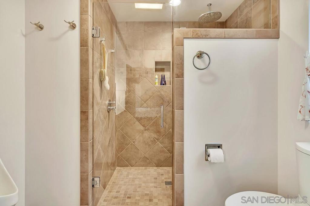 MLS #250030962SD img 32