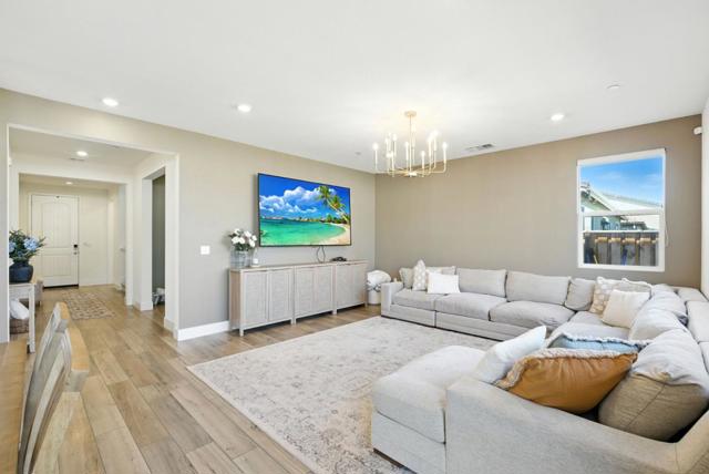 1900 Lotus Court, Hollister CA: https://media.crmls.org/mediaz/a586a5fa-120a-4ddb-9fe5-46b8bb3bda10.jpg