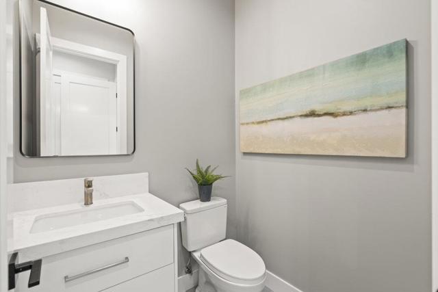 1303 American Way, Menlo Park CA: https://media.crmls.org/mediaz/a587bfc7-76f9-4a0e-b752-7c25a2eb256a.jpg