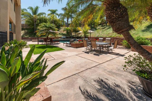Detail Gallery Image 41 of 54 For 6541 Vispera Pl, Carlsbad,  CA 92009 - 4 Beds | 3/2 Baths
