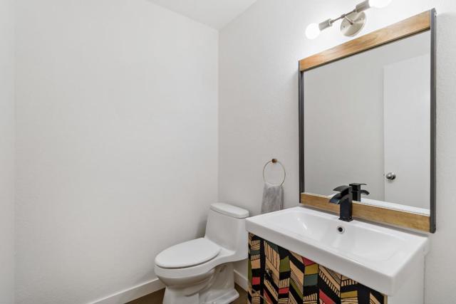 435 Alberto Way, Los Gatos CA: https://media.crmls.org/mediaz/a588a211-6141-45a5-92c7-4efdd5a827a5.jpg