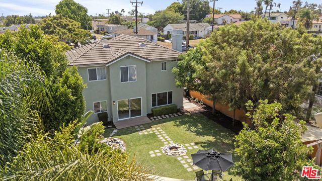7725 Victoria Avenue, Inglewood CA: https://media.crmls.org/mediaz/a58915d9-c351-434a-88ef-9cac97846e4f.jpg