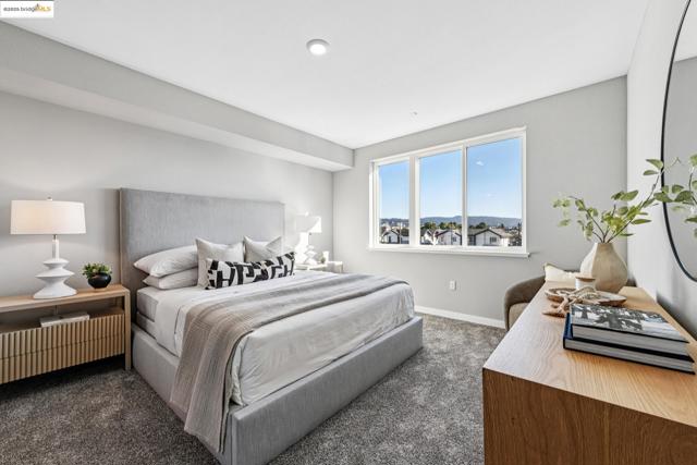 2400 Adeline ST, Oakland CA: https://media.crmls.org/mediaz/a5899a59-2f75-47e1-89c6-f6c8602783da.jpg